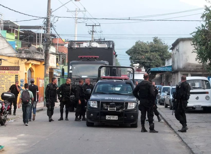 Ocupação da Vila Kenedy pela PM