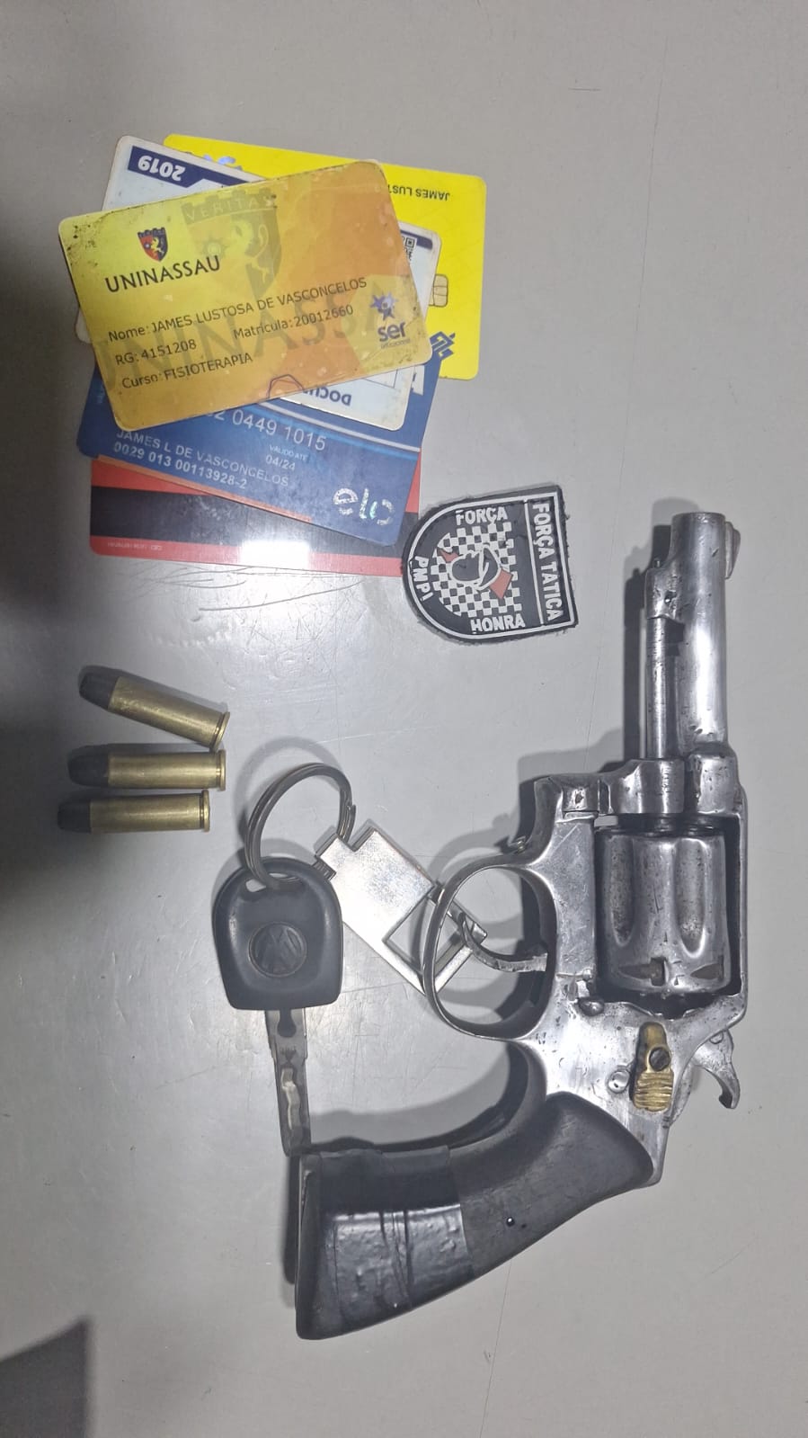 Polícia Militar prende quadrilha e recupera carro roubado no Dirceu, em Teresina