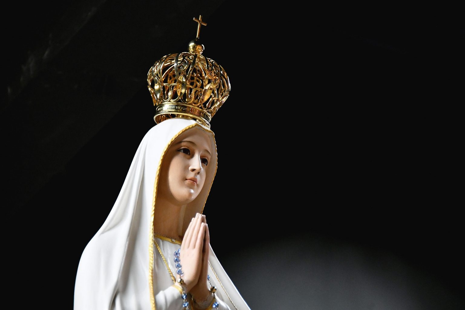 Dia de Nossa Senhora de Fátima é celebrado nesta terça-feira (13), com missas e orações pelo mundo