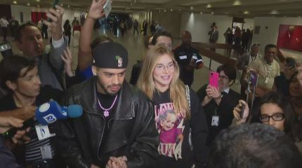 Virginia Fonseca chega acompanhada de Zé Felipe