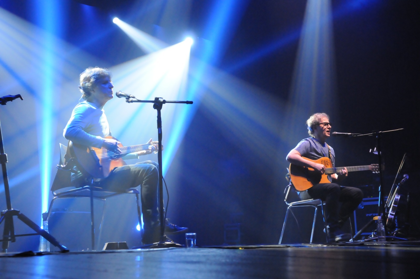 A dupla gaúcha Kleiton e Kledir animou o público do projeto Seis & Meia, nessa terça-feira (13), no Theatro 4 de Setembro, em Teresina