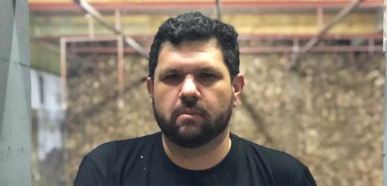 Justiça da Espanha rejeita recurso do Brasil e mantém negativa à extradição de Oswaldo Eustáquio, foragido por envolvimento nos atos de 8 de janeiro