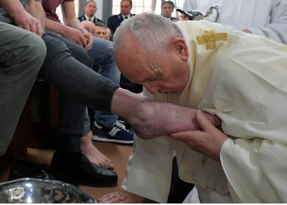 Papa Francisco durante a cerimônia do lava-pés