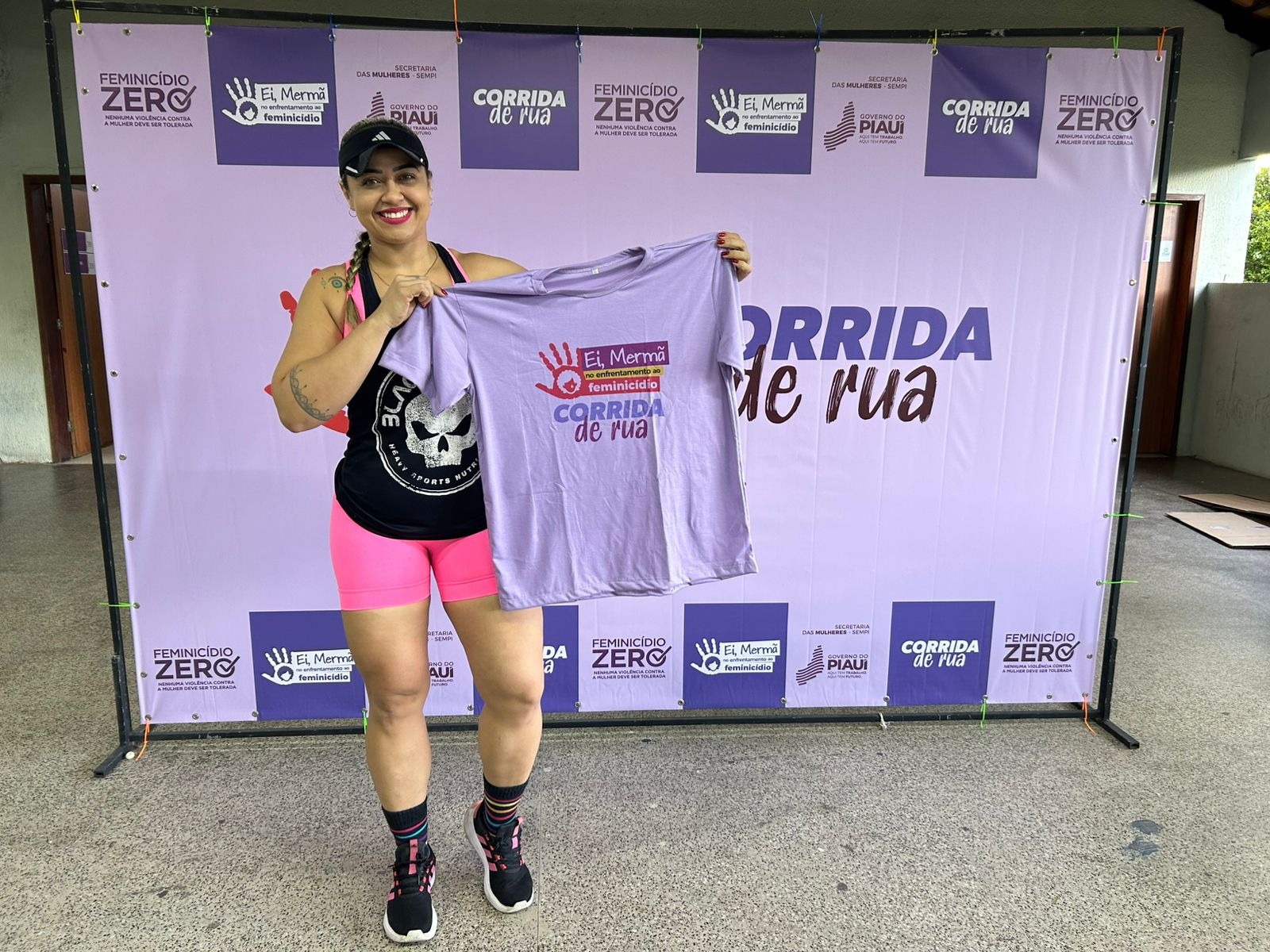 Entrega dos kits da 4ª Caminhada contra o Feminicídio