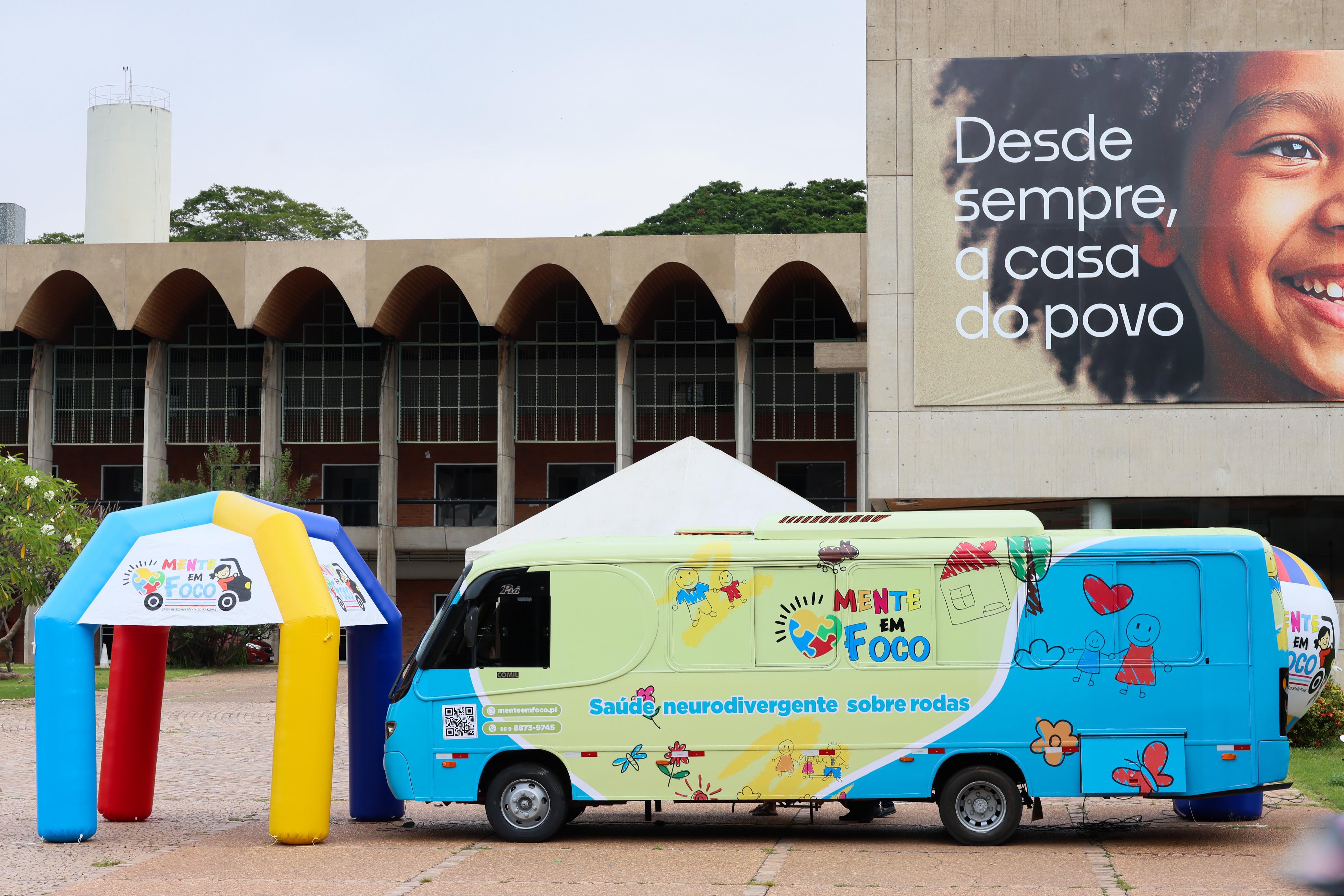 Microônibus adaptado levará diagnóstico e laudo gratuito de autismo a crianças no interior do Piauí