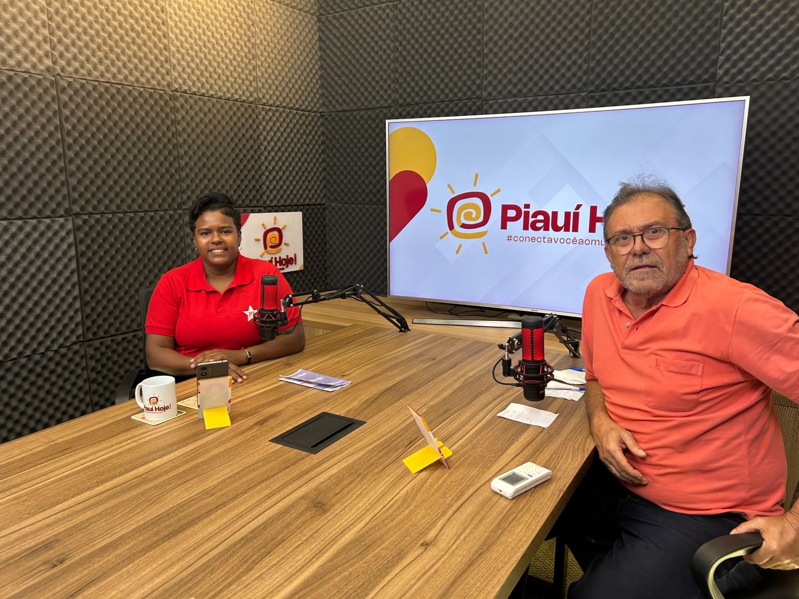 Naiara Costa foi entrevistada pelo jornalista Luiz Brandão
