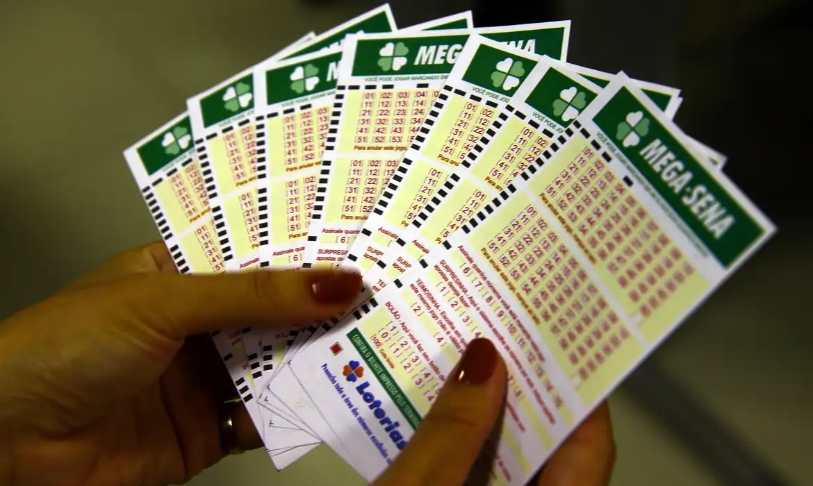 Mega-Sena acumula novamente e próximo prêmio chega a R$ 51 milhões; sorteio será no sábado (7)