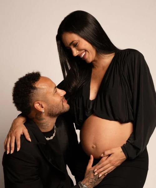 Bruna Biancardi revela que ela e Neymar já estão casados no civil e esperam a segunda filha juntos