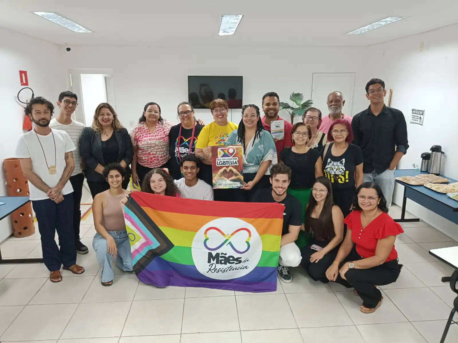 A Secretaria do Desenvolvimento e Assistência Social, Família e Combate à Fome (Sasc) realizou, nessa quarta-feira (25), a ação “ Entre nós orgulho e afetos, famílias que acolhem transformam vidas”
