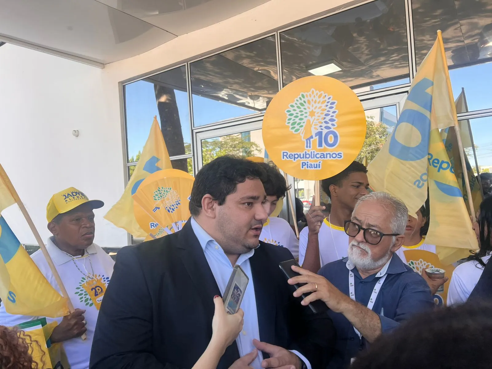 Prefeito Cristiano Brito