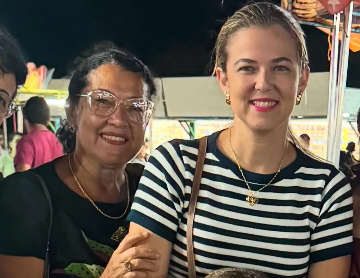 Penélope Miranda de Brito e sua mãe, Edna Miranda