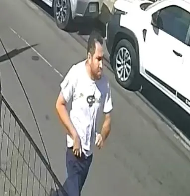 Fernando Cassio, ex-marido de Penelope Brito, foi visto no local momentos após o crime