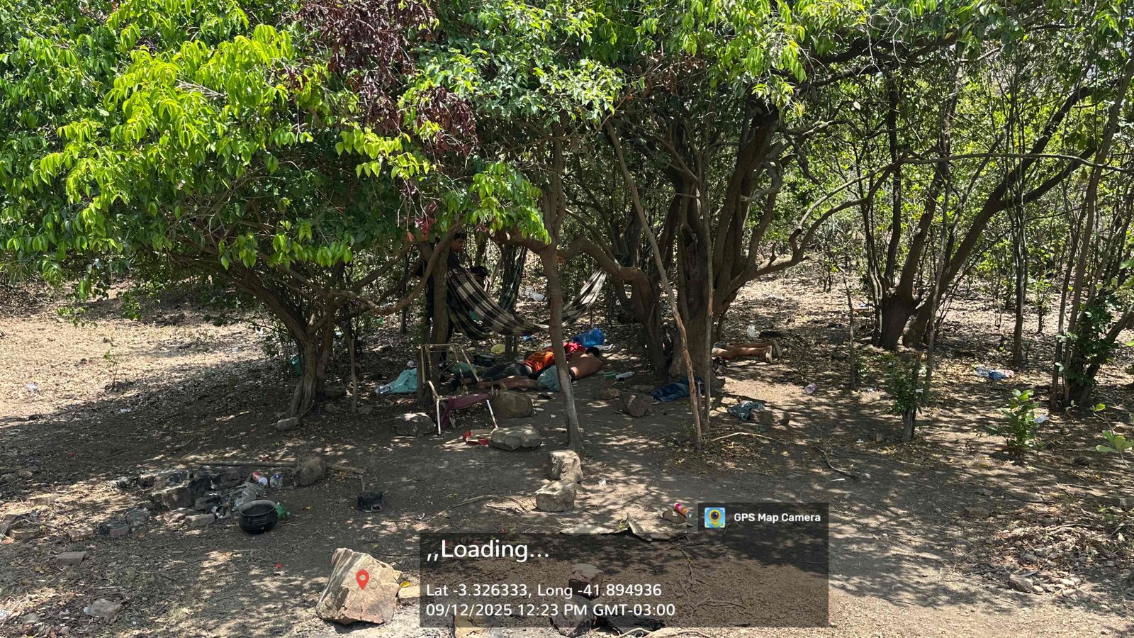 Acampamento que funcionava como ponto de venda de drogas ficava em frente a um lago na zona rural de Buriti dos Lopes