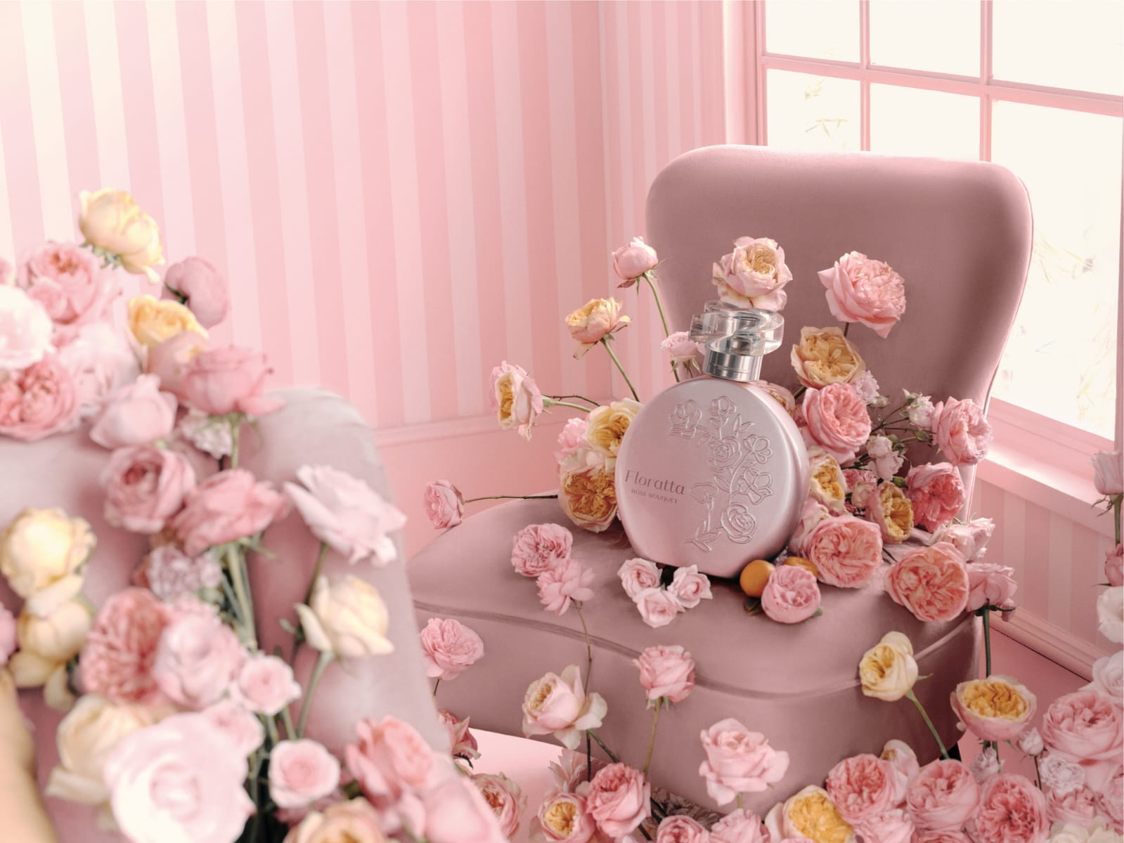 Lançamento do O Boticário,  Floratta Rose Bouquet com tríade de Rosas Damascenas