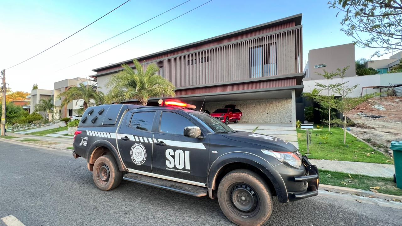 Mansão de investigados em operação policial no Piauí