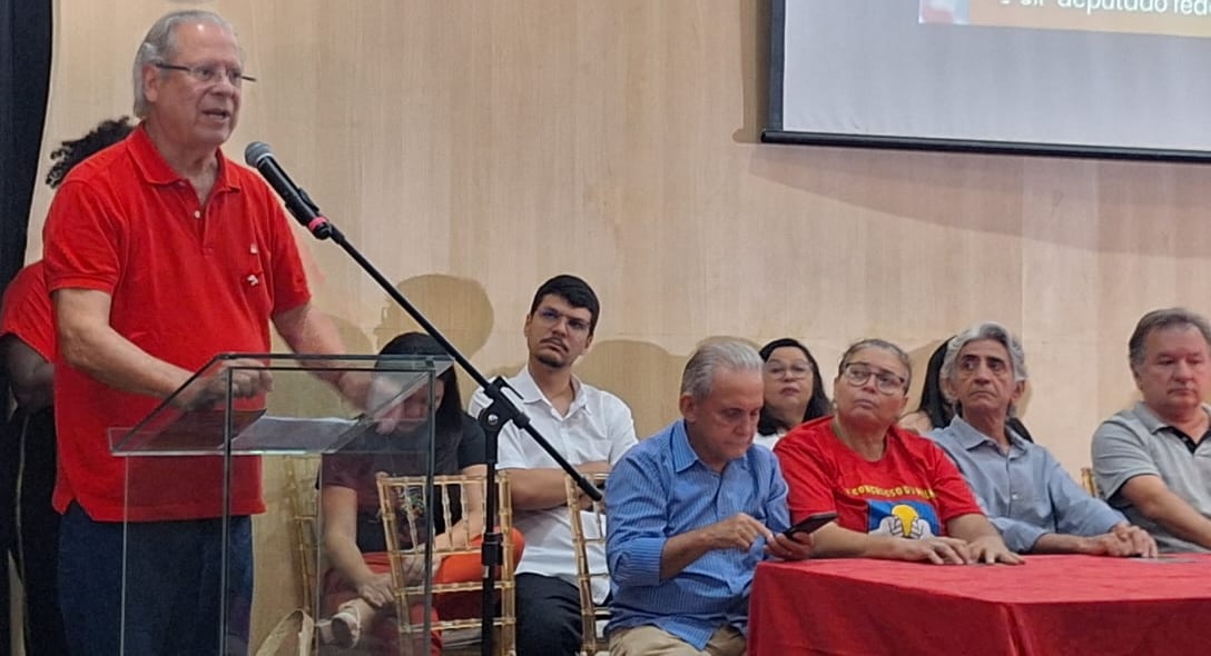 Ex-ministro José Dirceu em palestra em Teresina