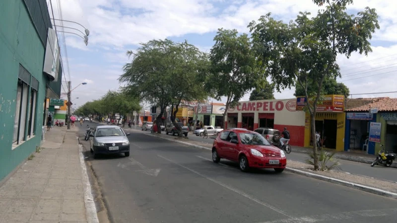 Avenida principal do Dirceu, zona Sudeste de Teresina